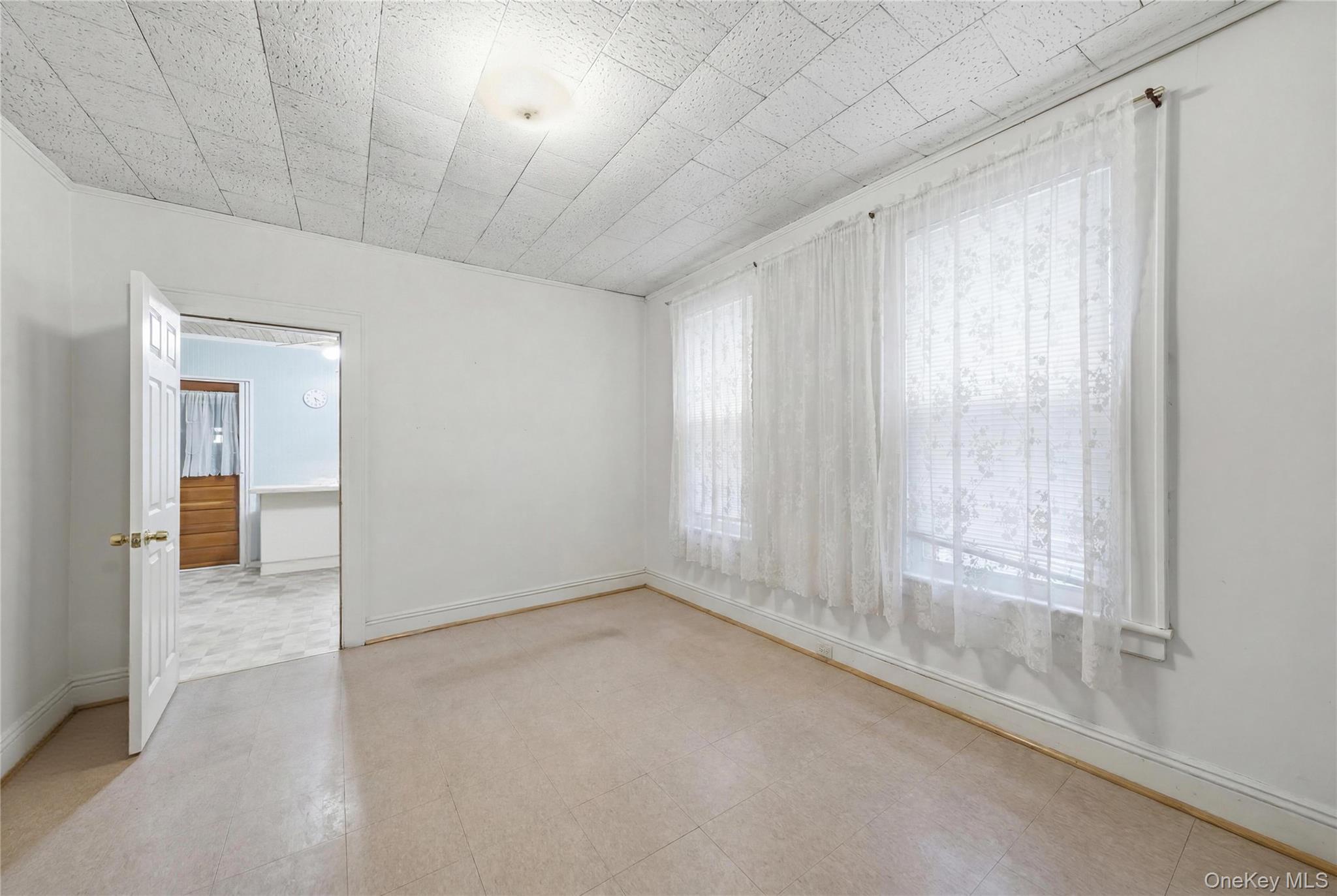 6661 74th Street Property Photo 10