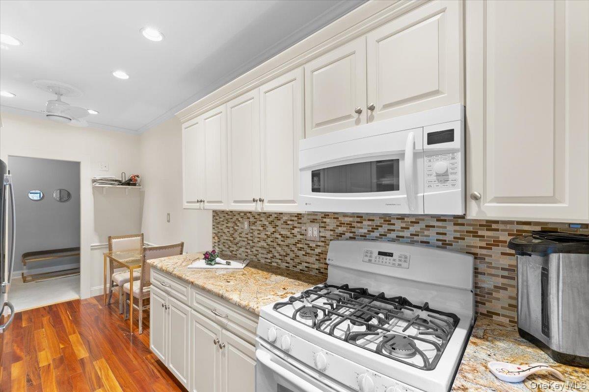 21 Barstow Road 2i Property Photo 17