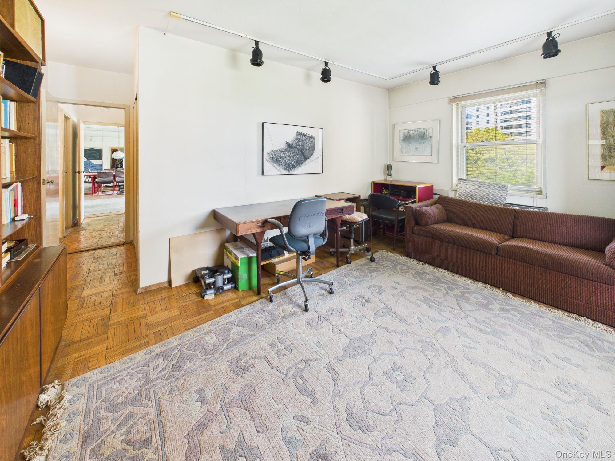 2 Fordham Hill Oval Unit 9g Property Photo 20