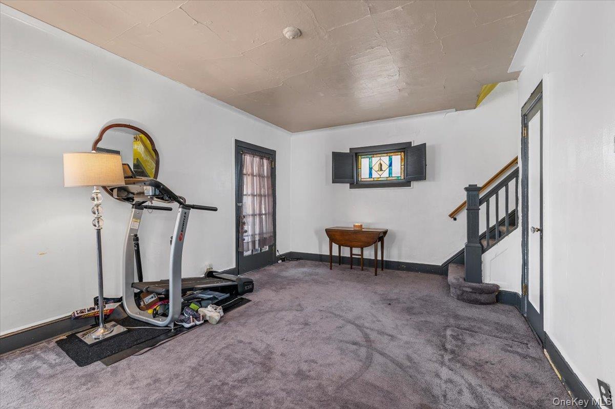 93-22 245th Street Property Photo 6