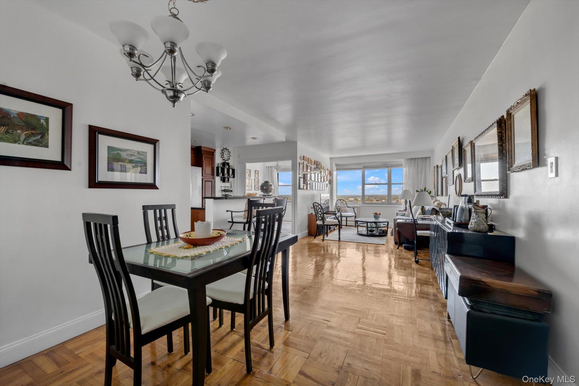 125-10 Queens Boulevard 2009 Property Photo 6