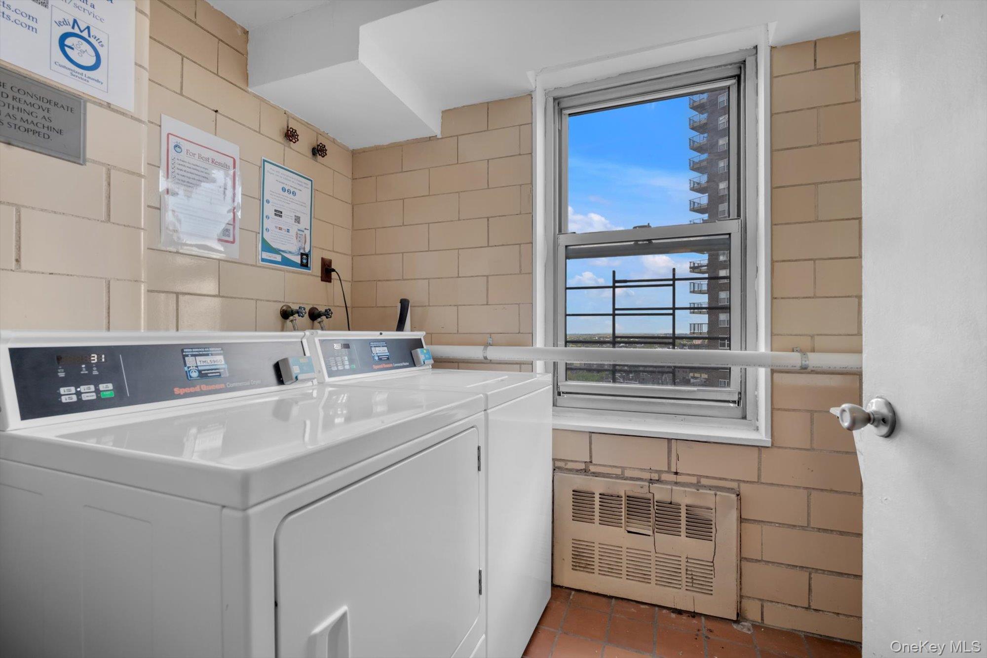 125-10 Queens Boulevard 2009 Property Photo 18