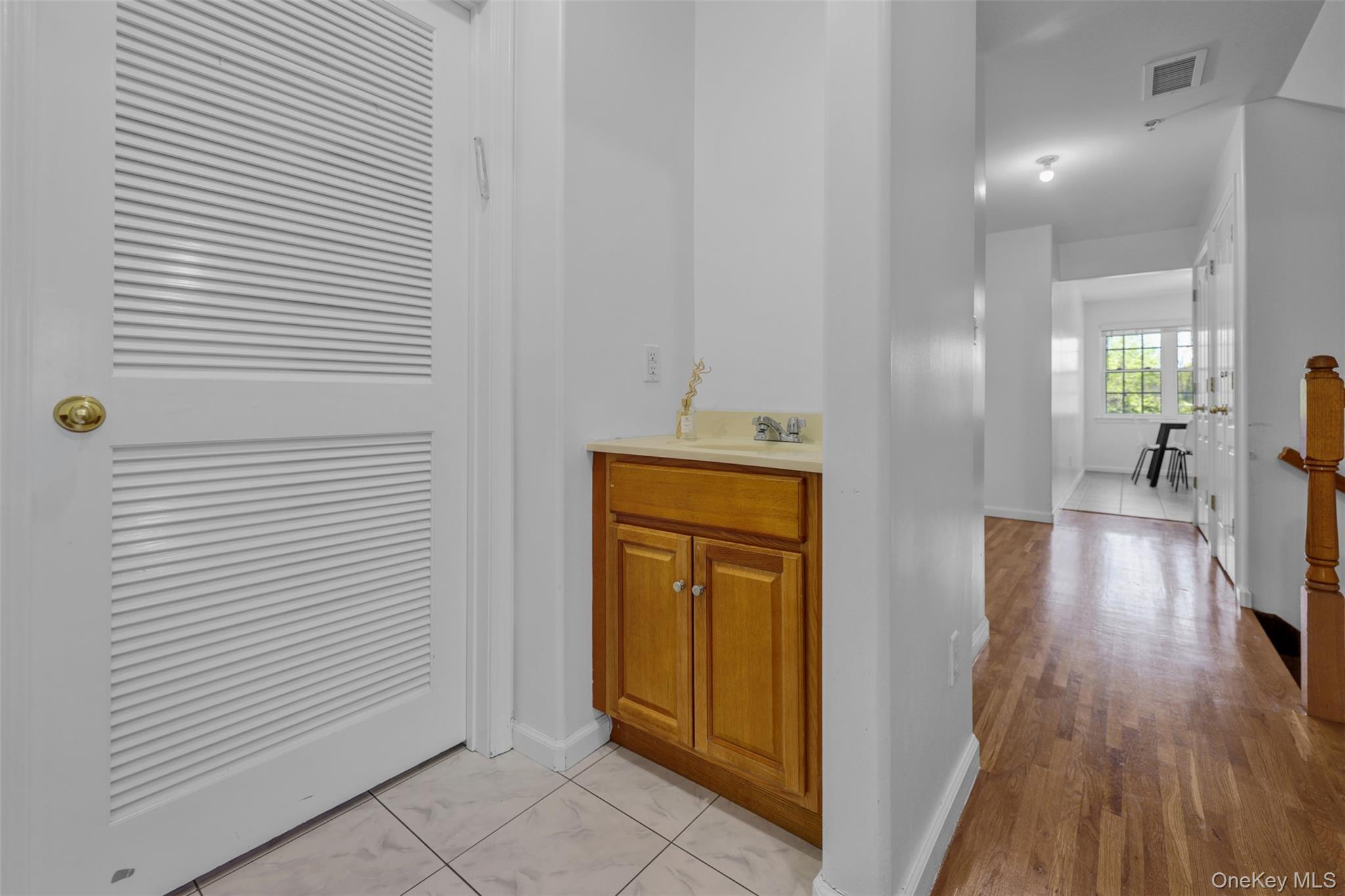 8 Elm Street 211 Property Photo 16