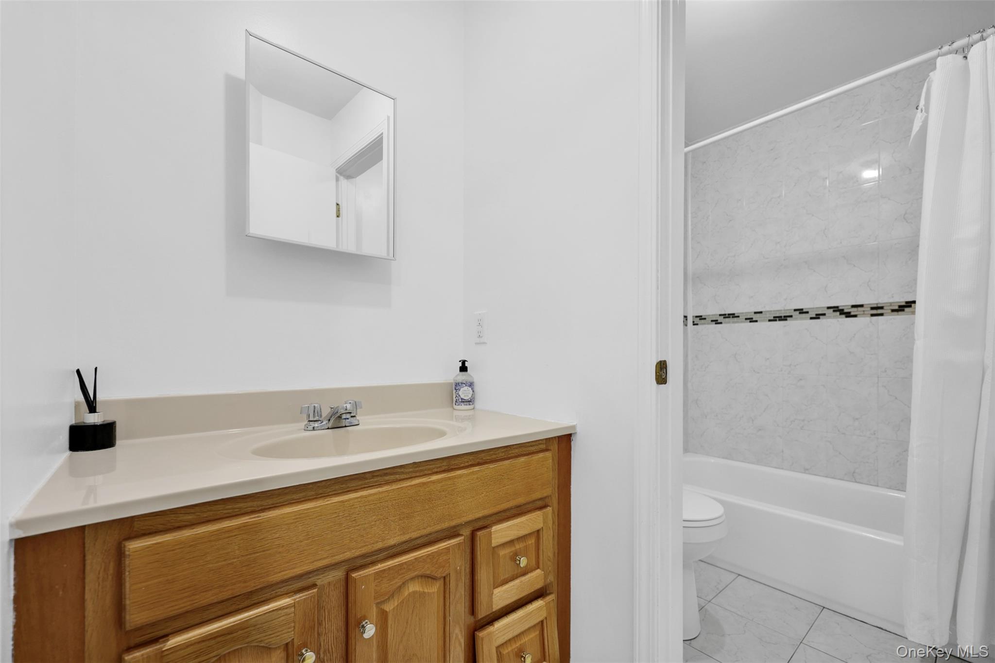 8 Elm Street 211 Property Photo 19