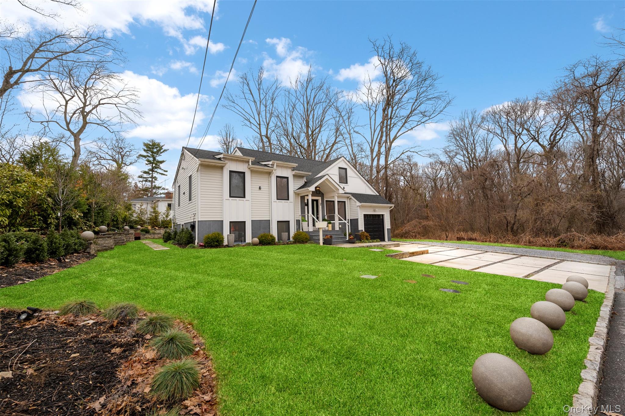2 Hewlett Place Property Photo 2