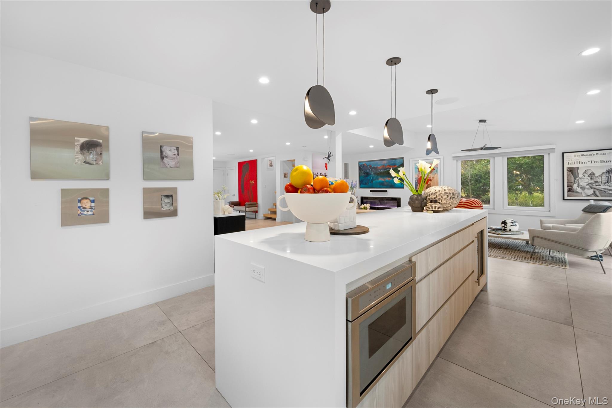 2 Hewlett Place Property Photo 11