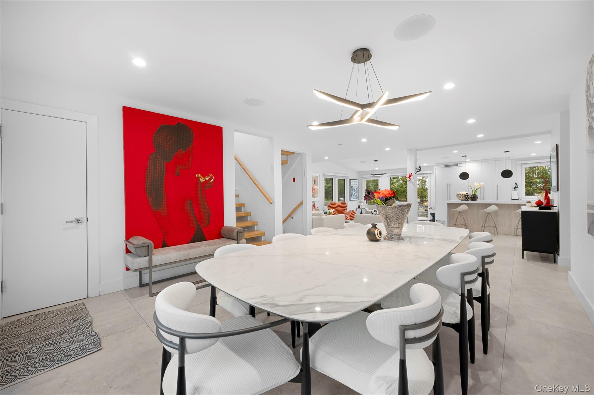 2 Hewlett Place Property Photo 13