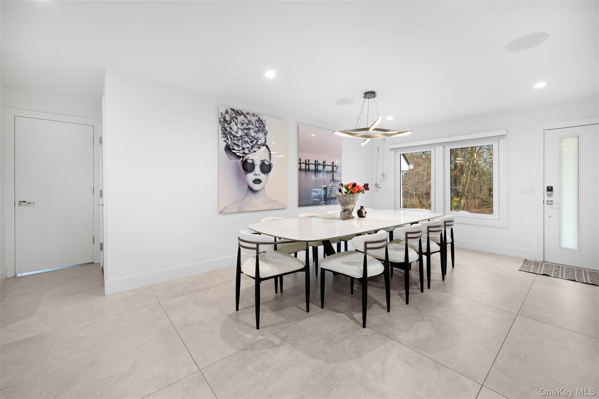 2 Hewlett Place Property Photo 14