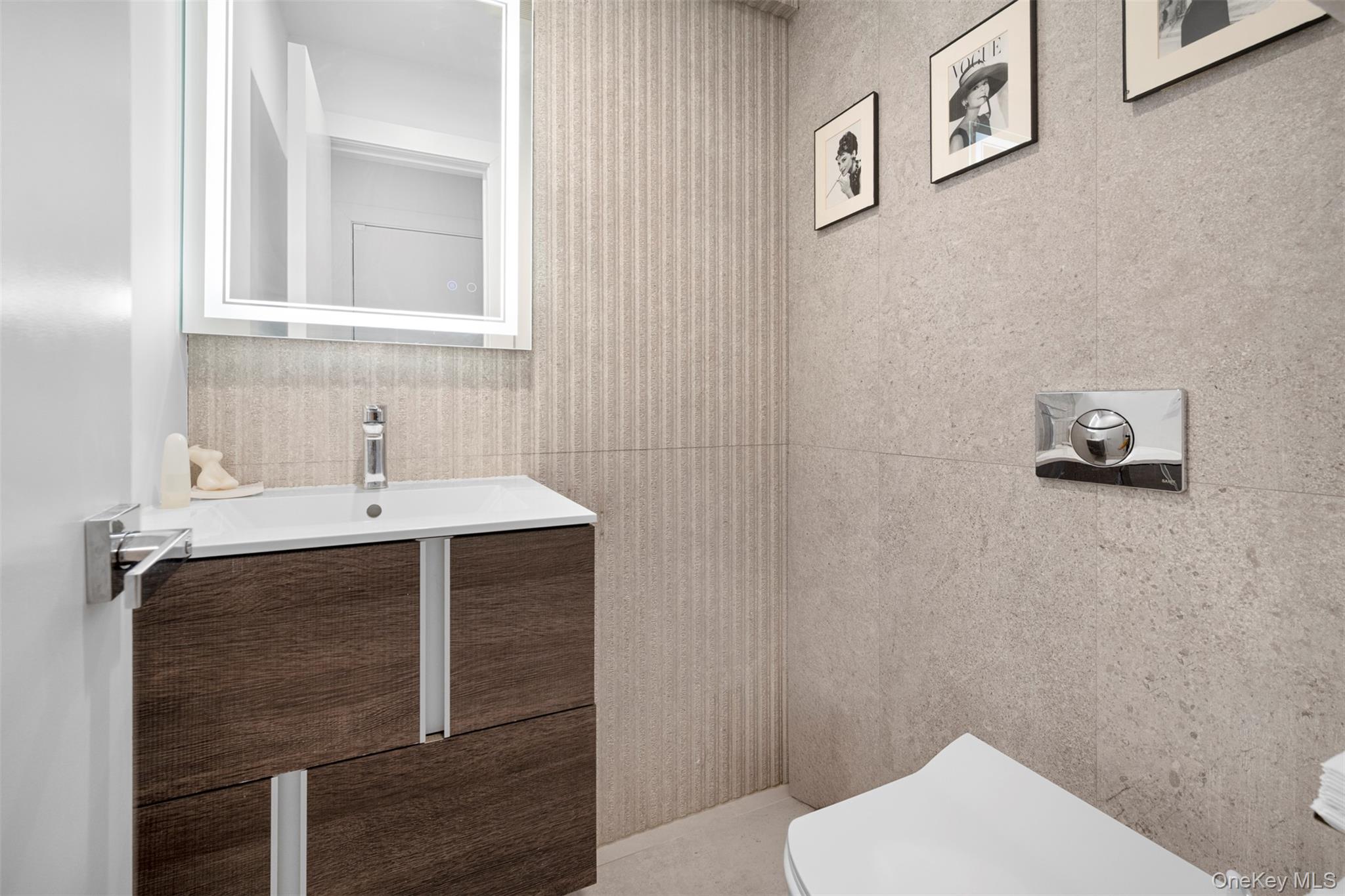 2 Hewlett Place Property Photo 16
