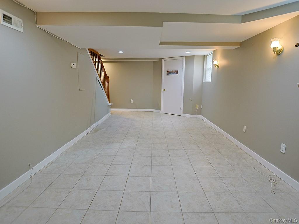 68 Weaver Street Property Photo 30