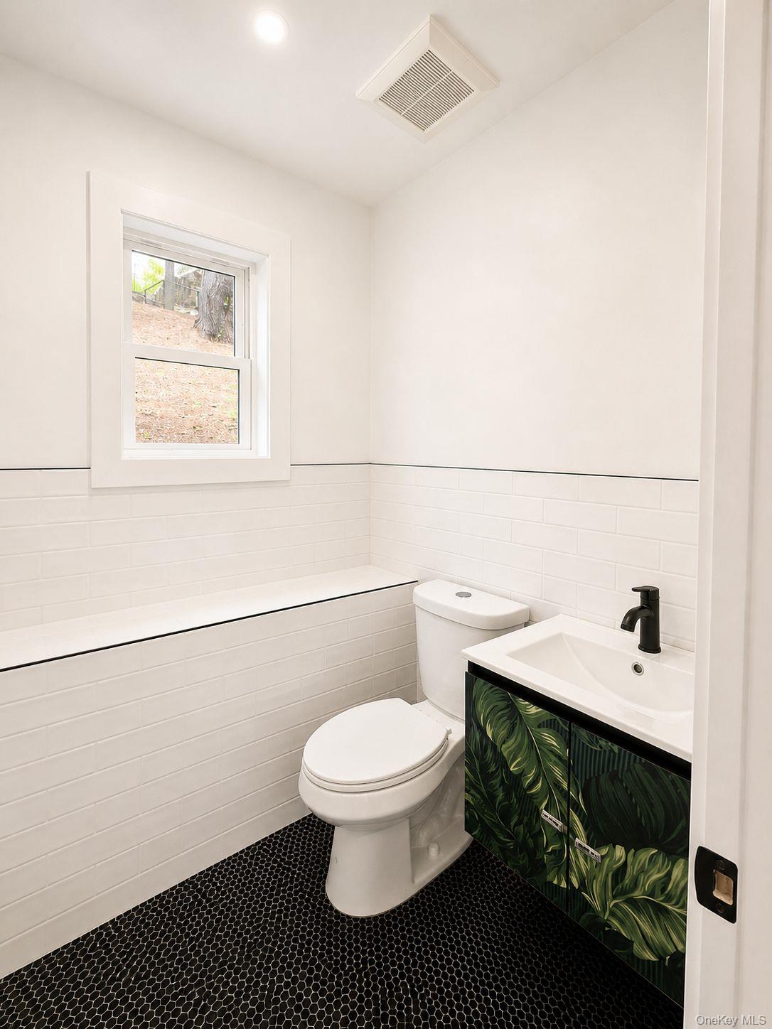 44 Riverside Avenue Property Photo 12