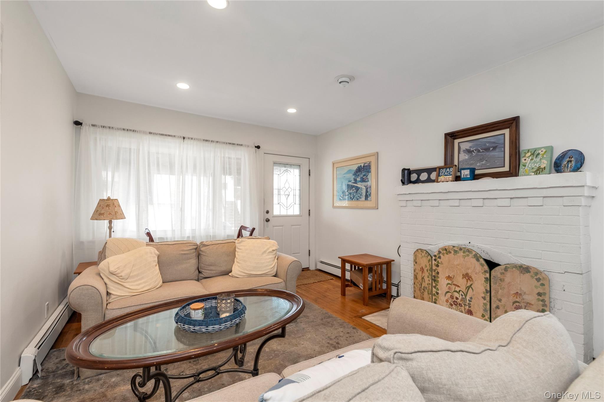 32 Buffalo Avenue Property Photo 4