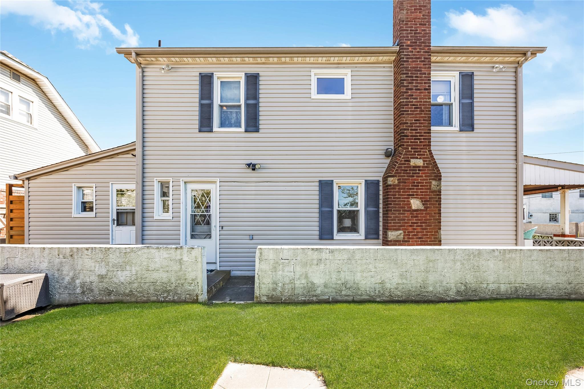 32 Buffalo Avenue Property Photo 23