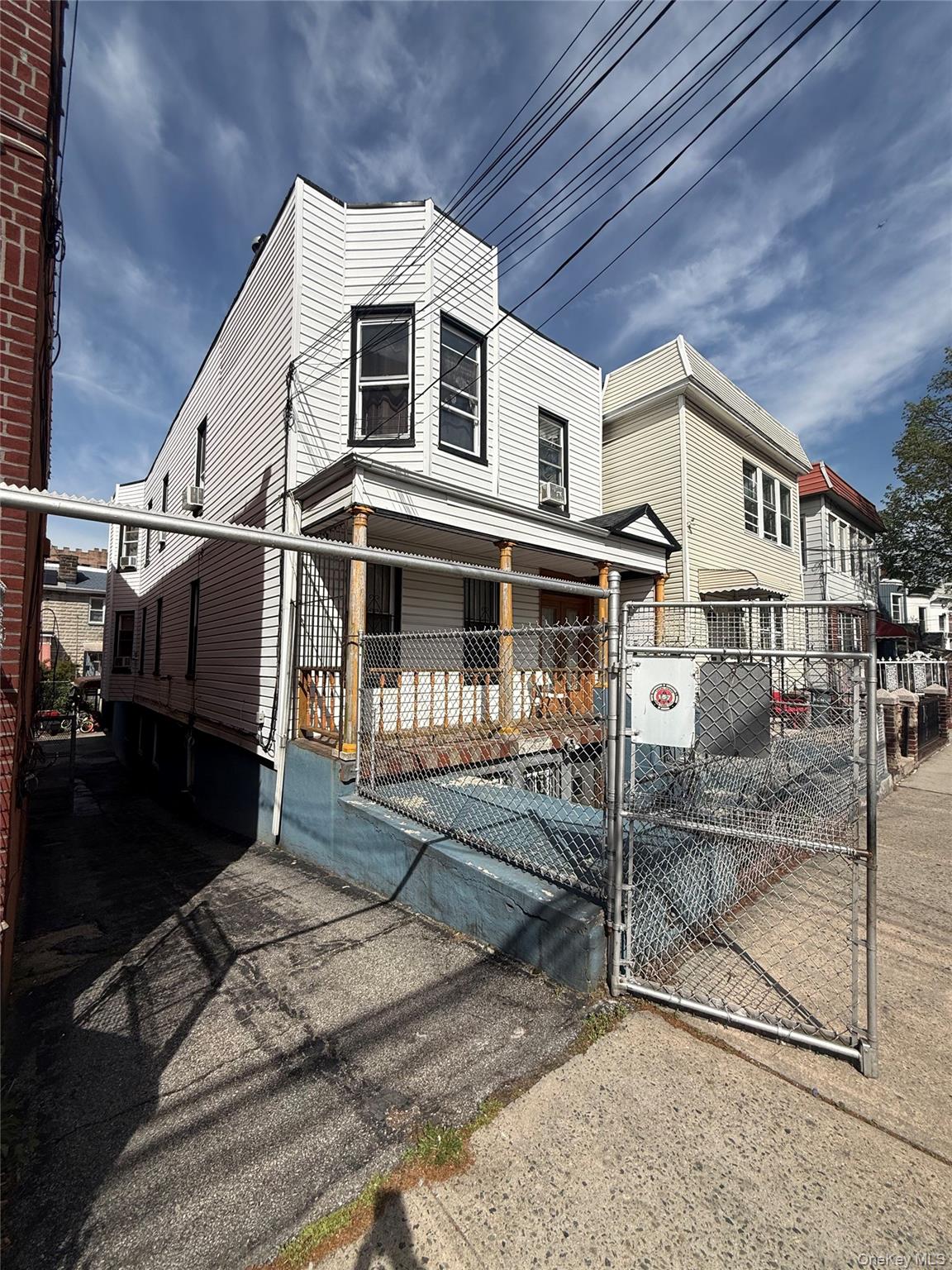 1129 Beach Avenue Property Photo 1