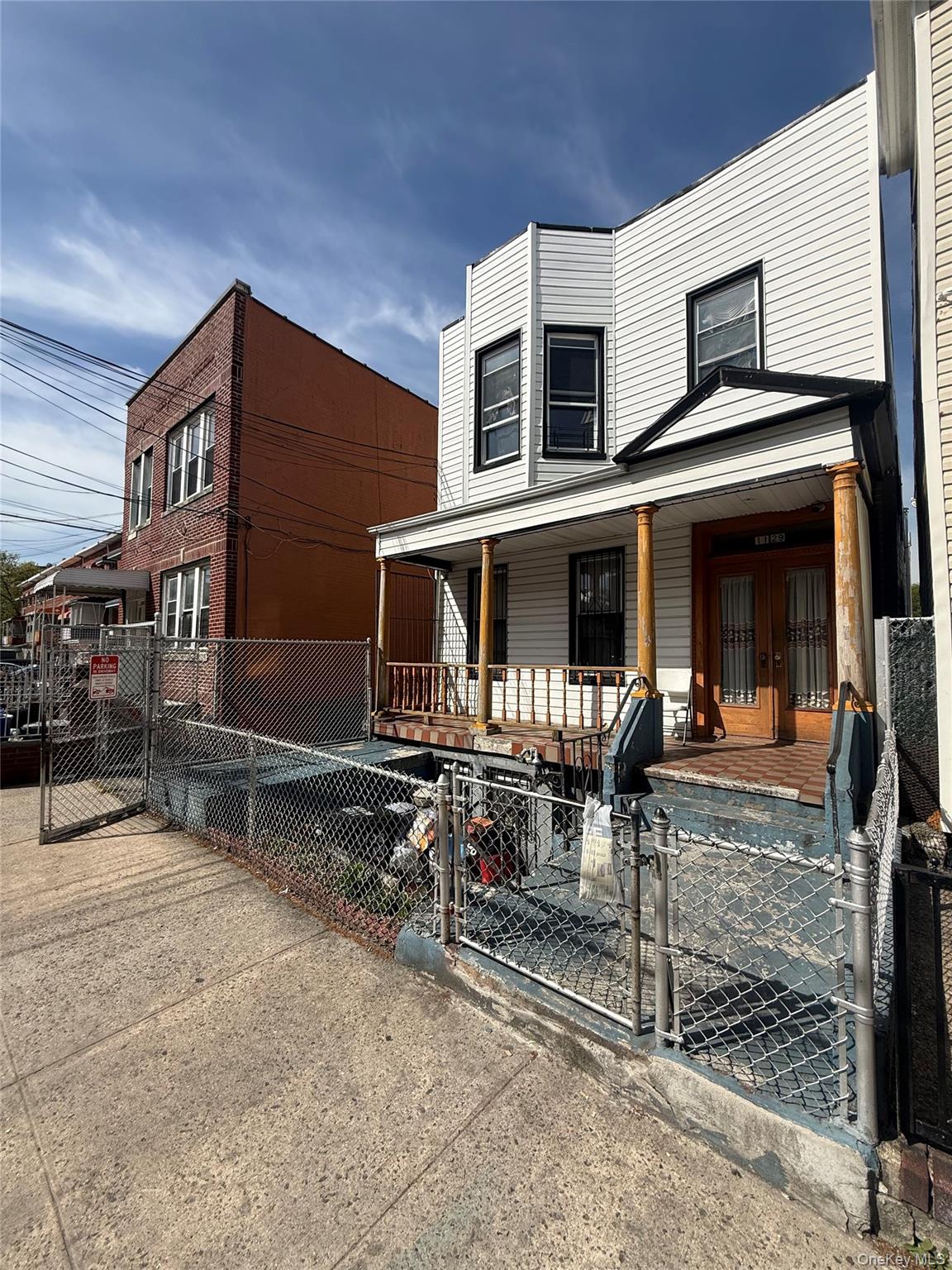 1129 Beach Avenue Property Photo 2