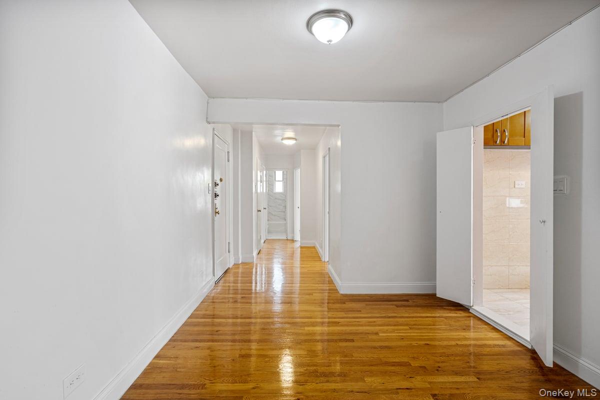 67-25 Dartmouth Street 6d Property Photo 7