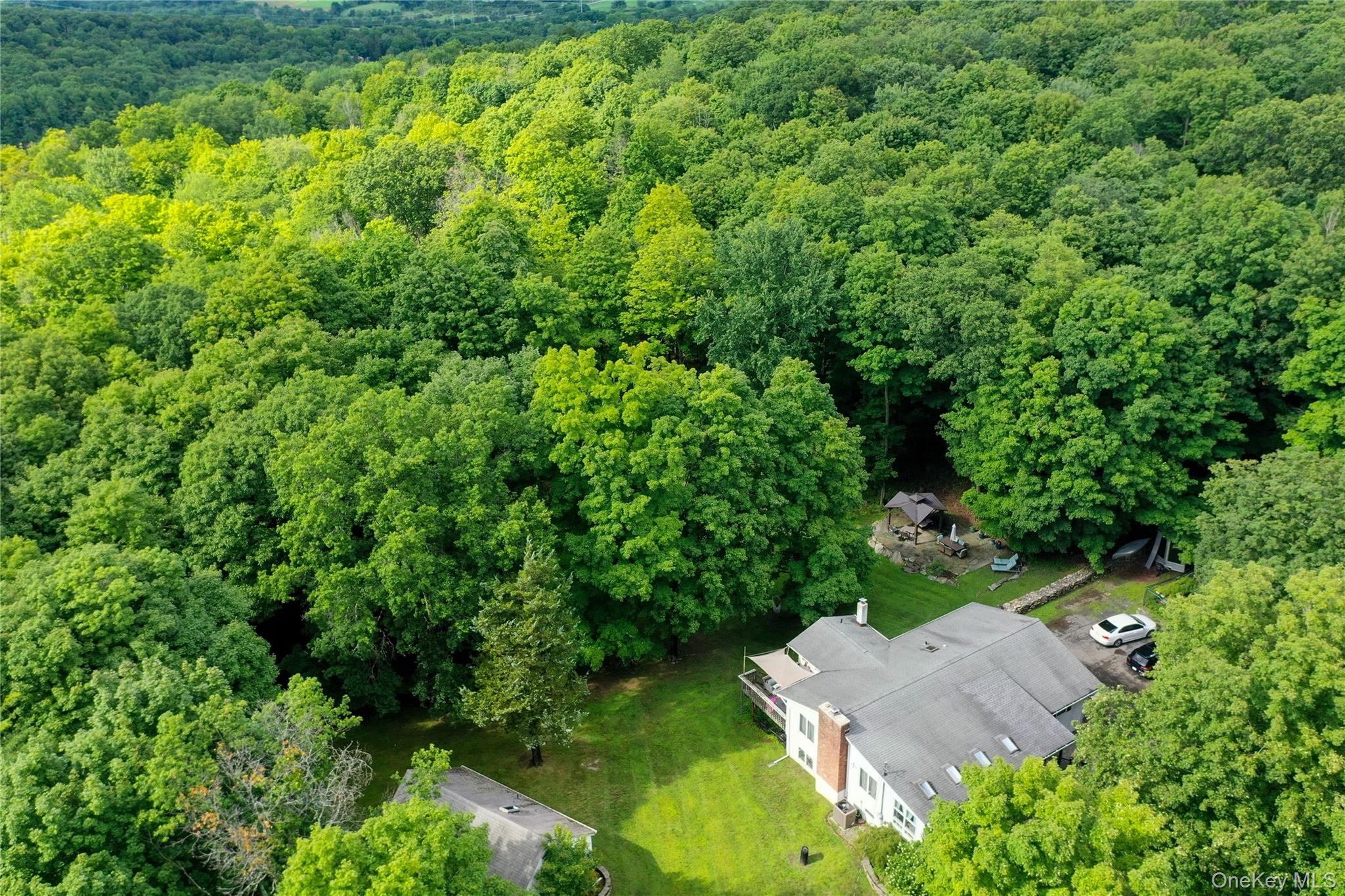 72 Old Quaker Hill Road Property Photo 1