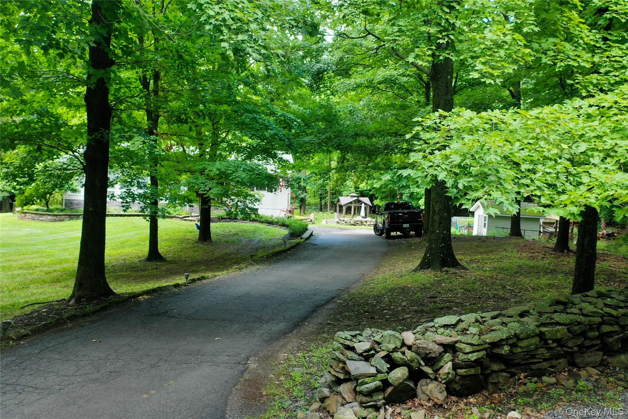 72 Old Quaker Hill Road Property Photo 5