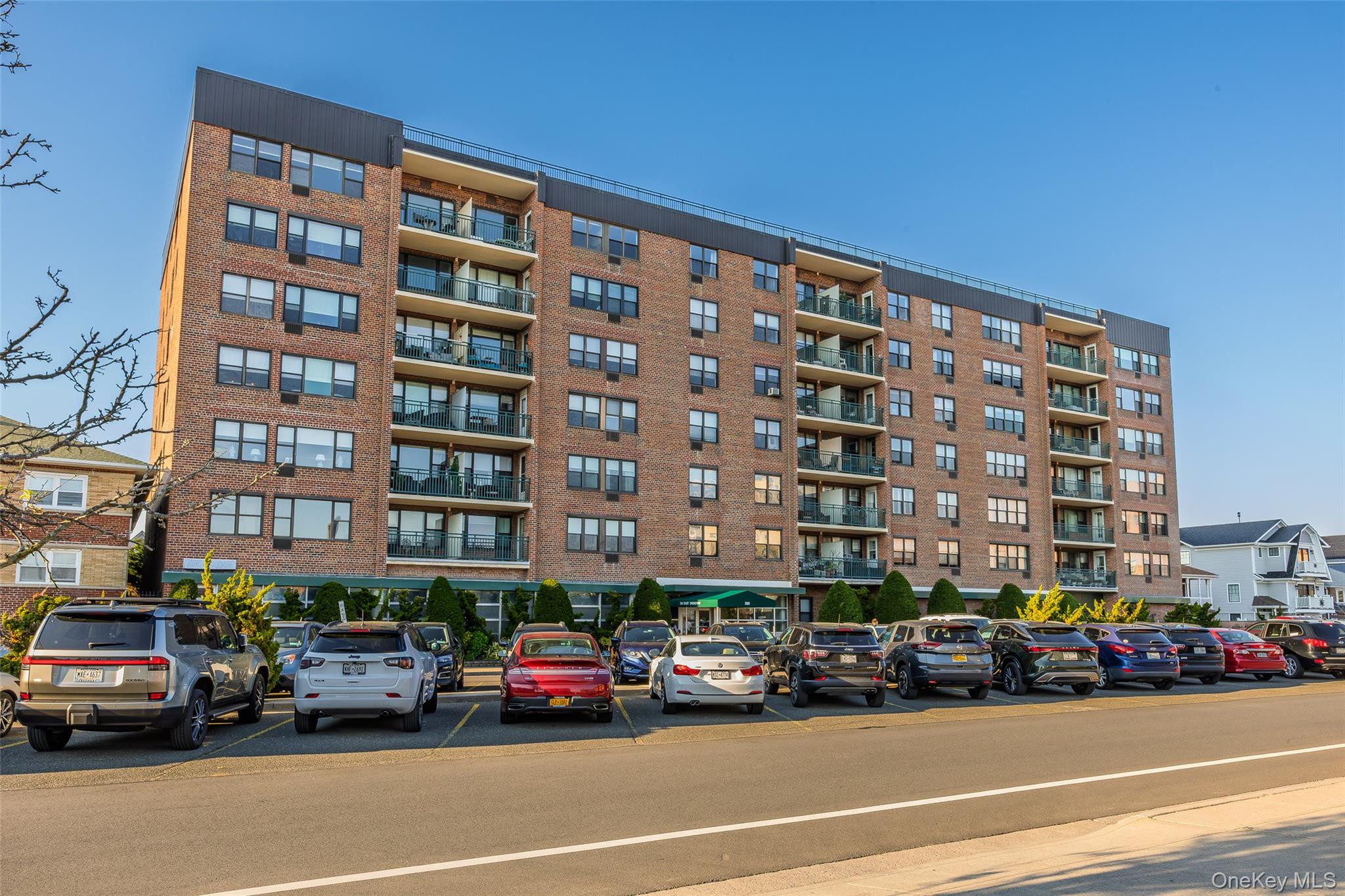 333 E Broadway Road 4k Property Photo 1