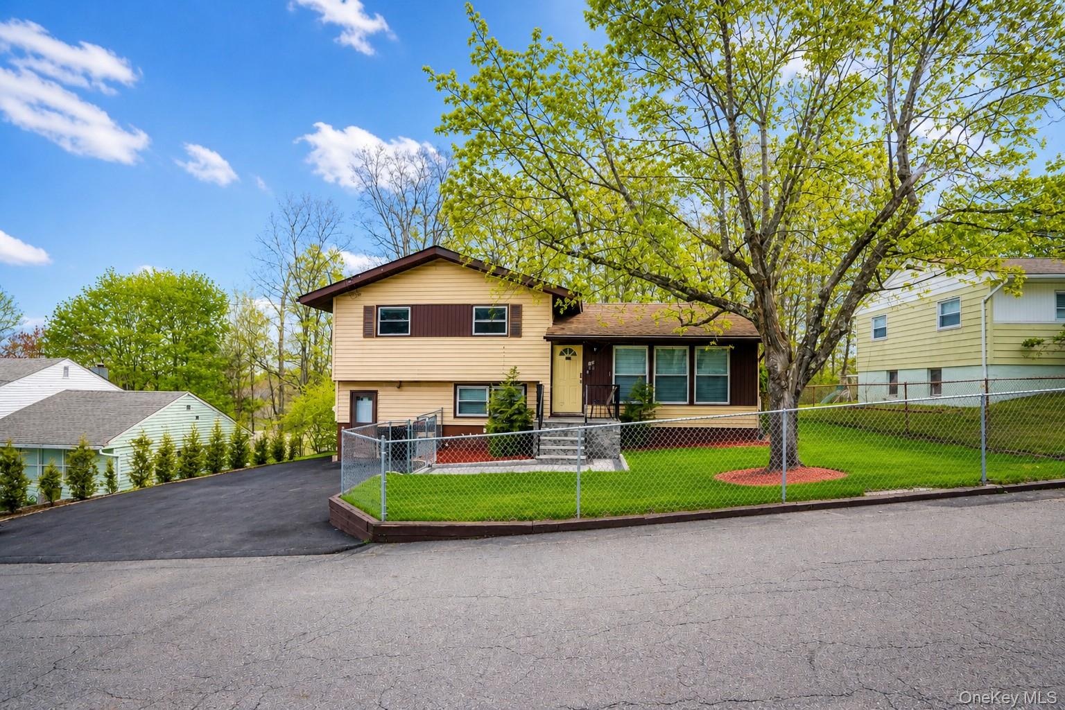 74 Nelshore Drive Property Photo 1