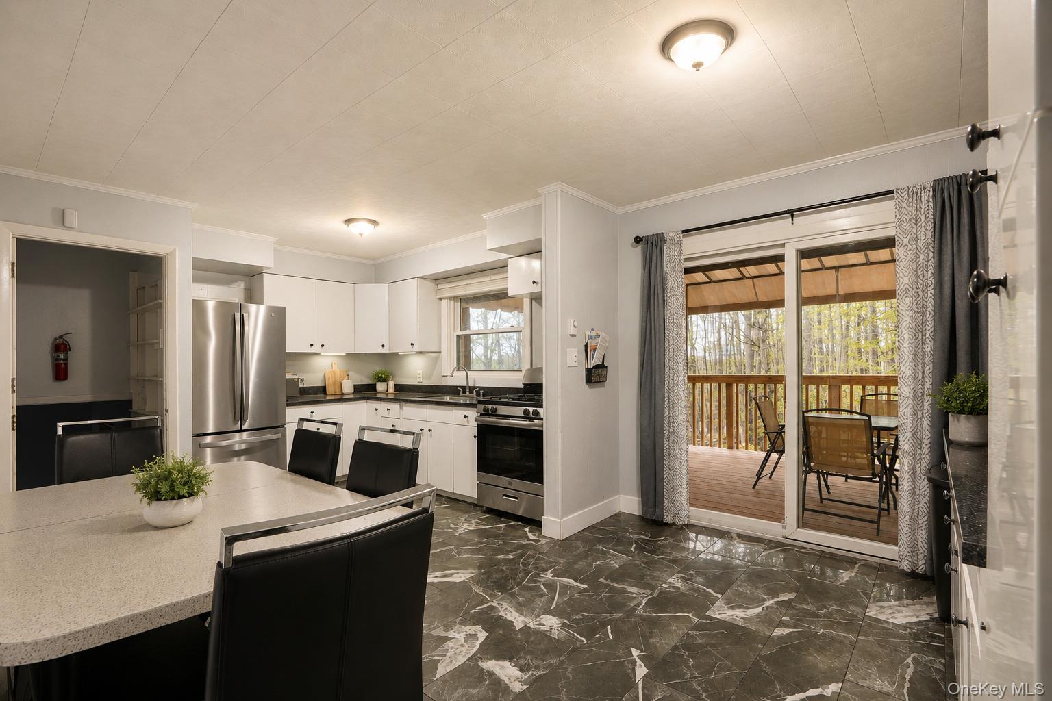74 Nelshore Drive Property Photo 2
