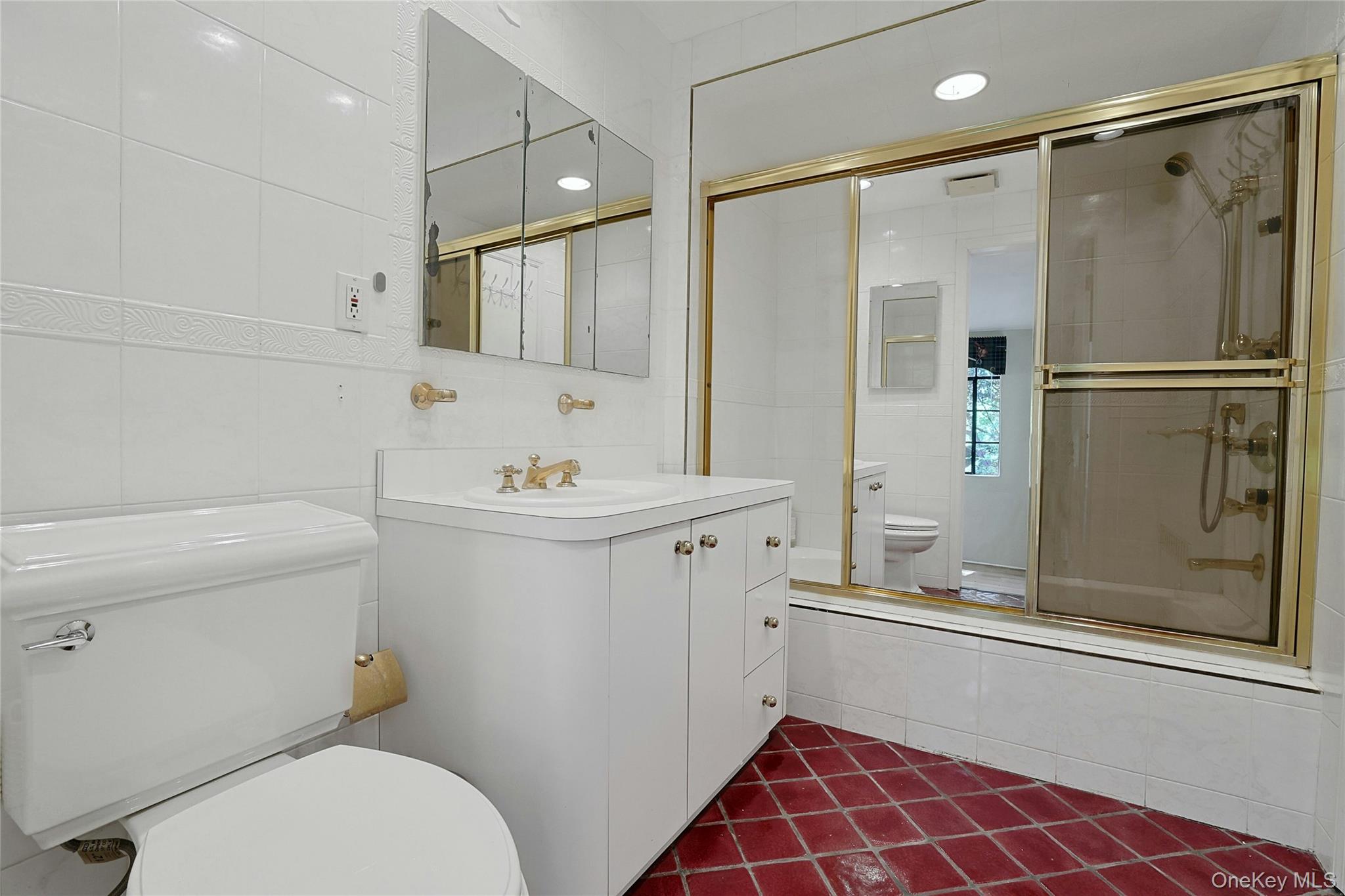 16 Lewis Road Property Photo 32