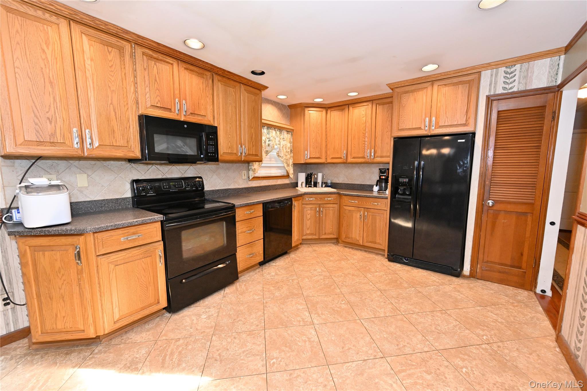 41 Harkin Road Property Photo 5