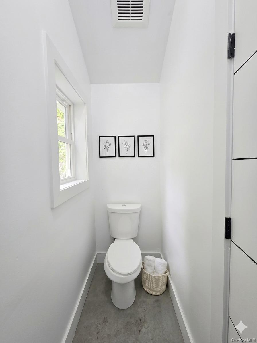 46 Riverside Avenue Property Photo 6