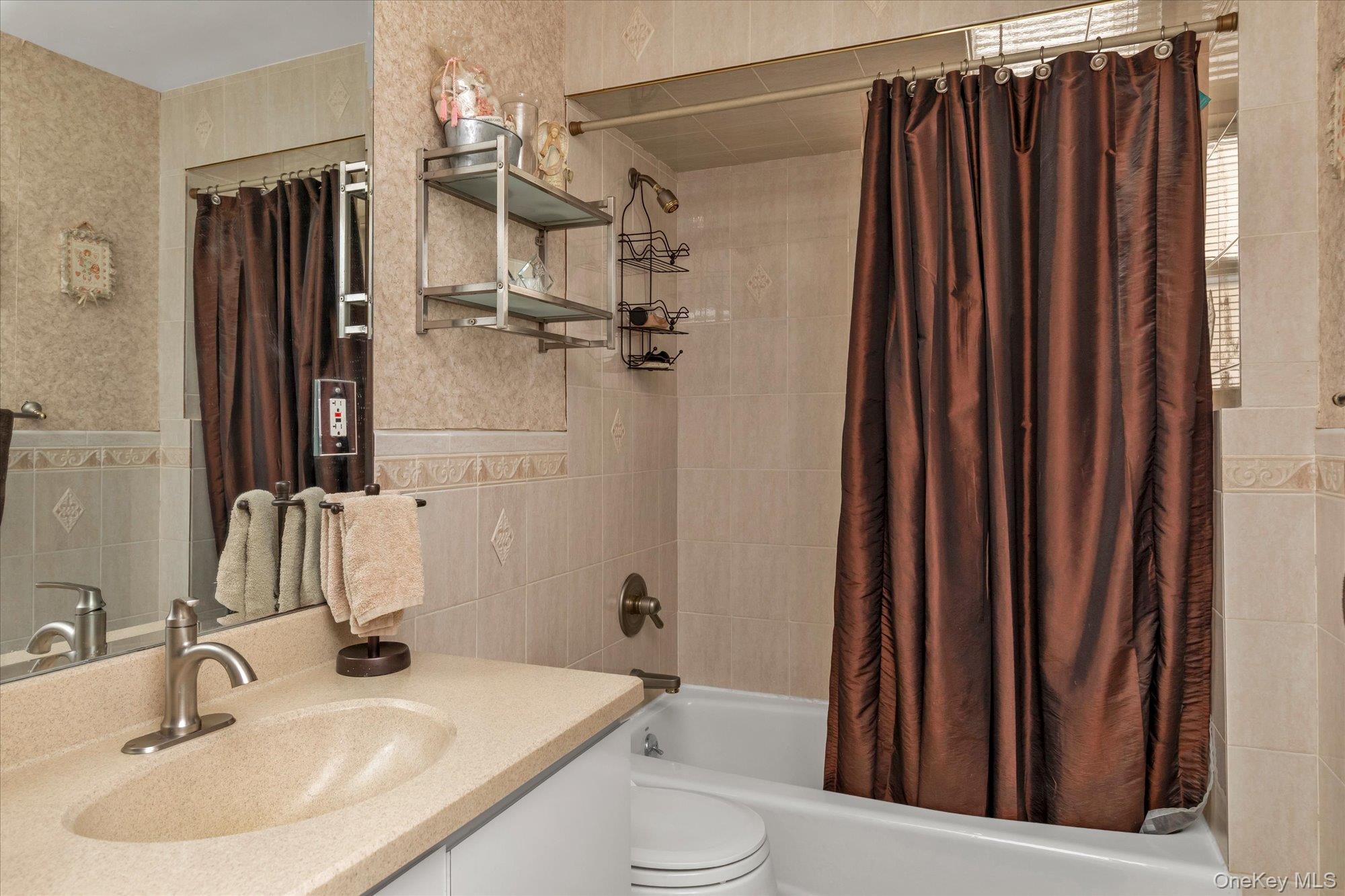 2457 Williams Court Property Photo 13