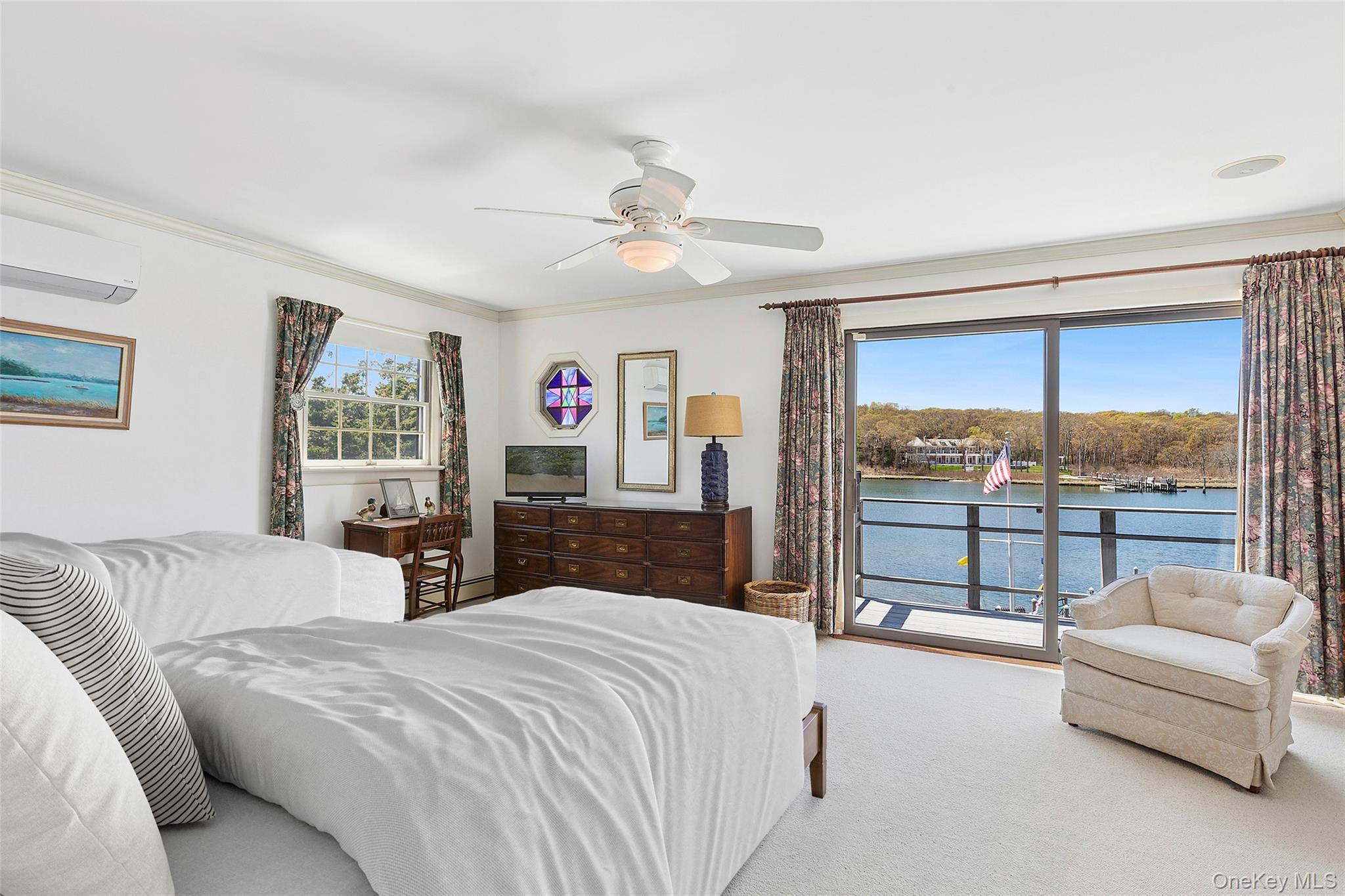 100 Crescent Street Property Photo 10