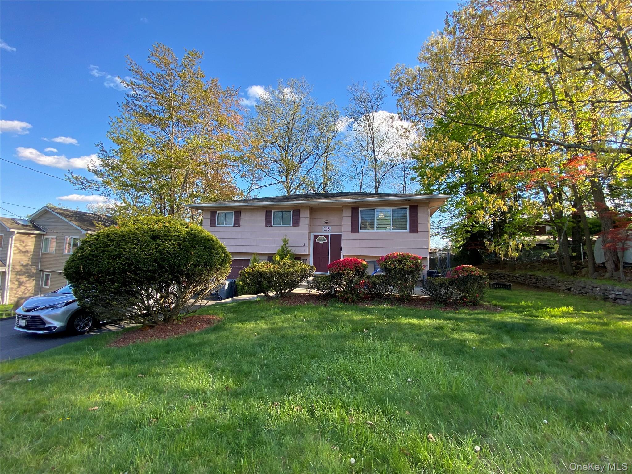 12 Merrick Drive Property Photo 1