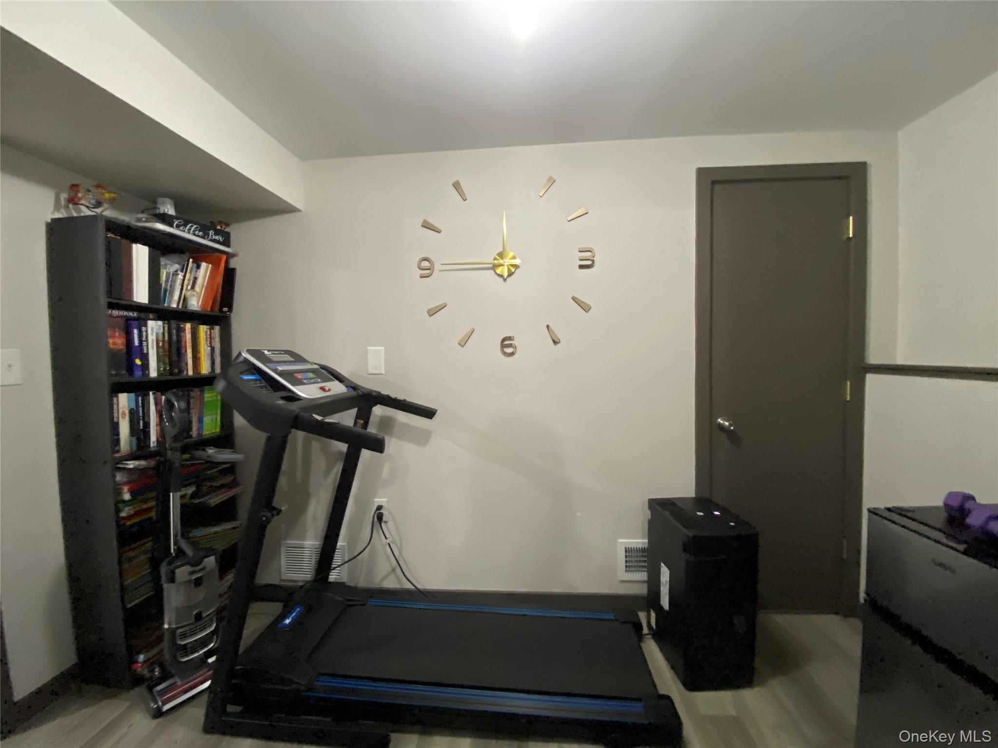 12 Merrick Drive Property Photo 6