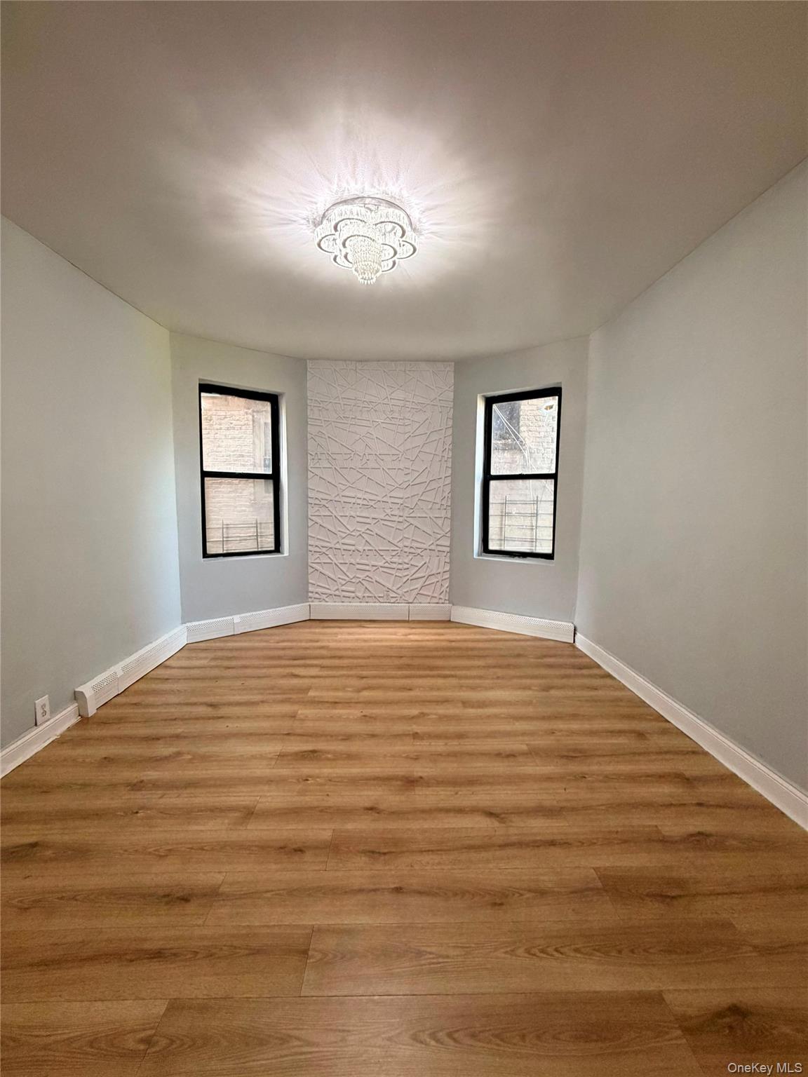 11 Lawrence St 1L Property Photo 1
