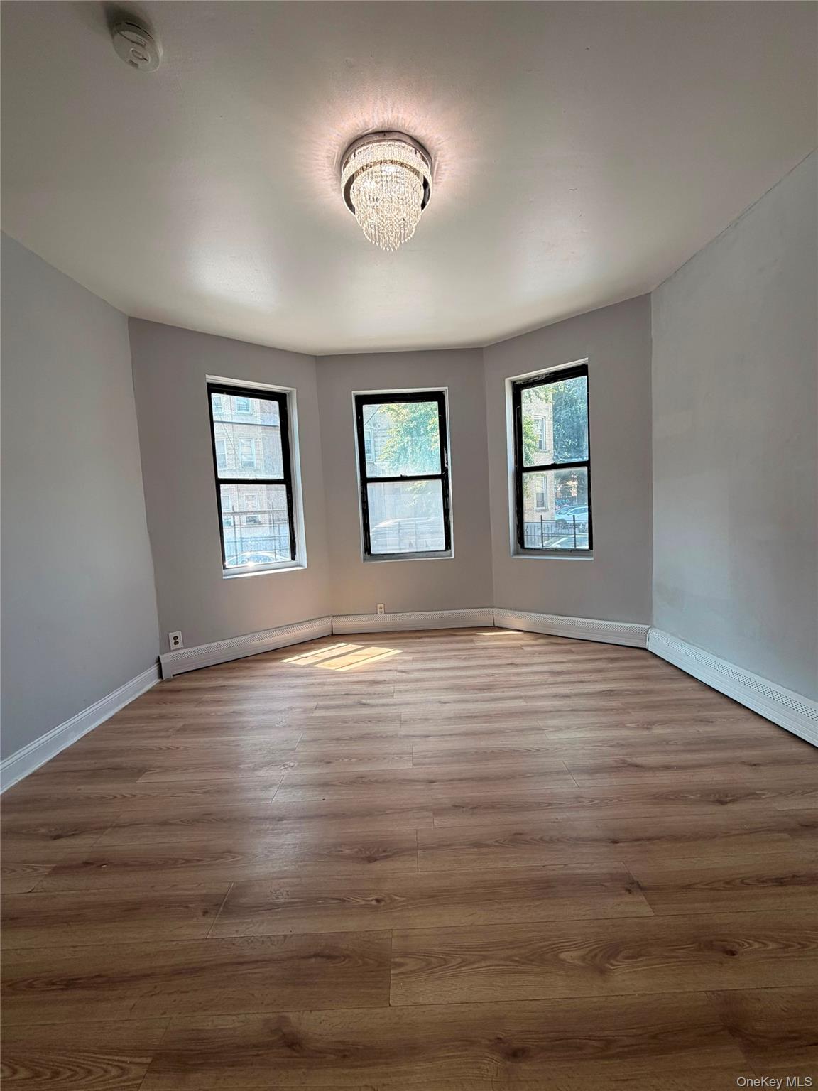 11 Lawrence St 1l Property Photo 2