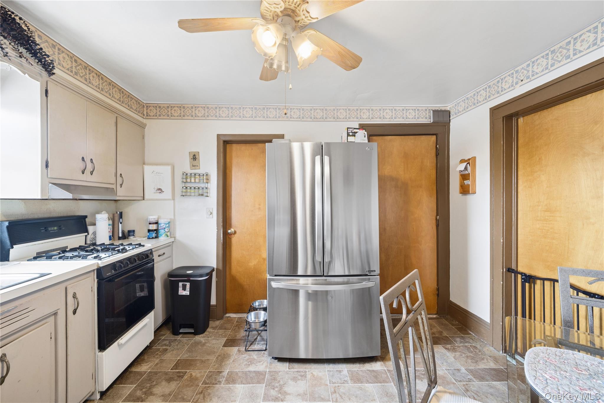 75-01 88th Street Property Photo 31