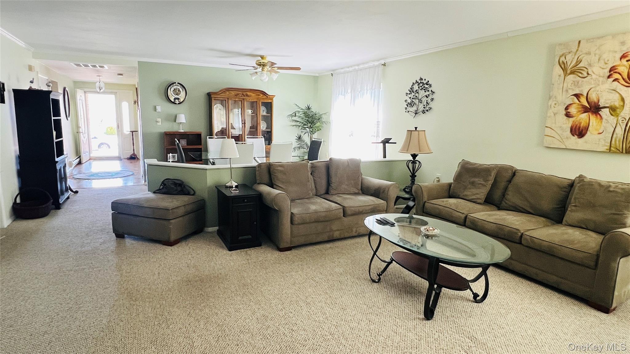 541 Stratford Lane Property Photo 6