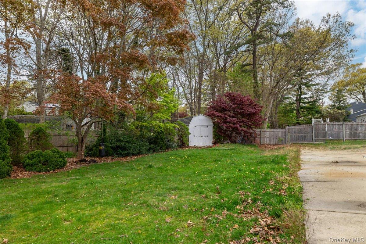 10 Calicotree Lane Property Photo 14