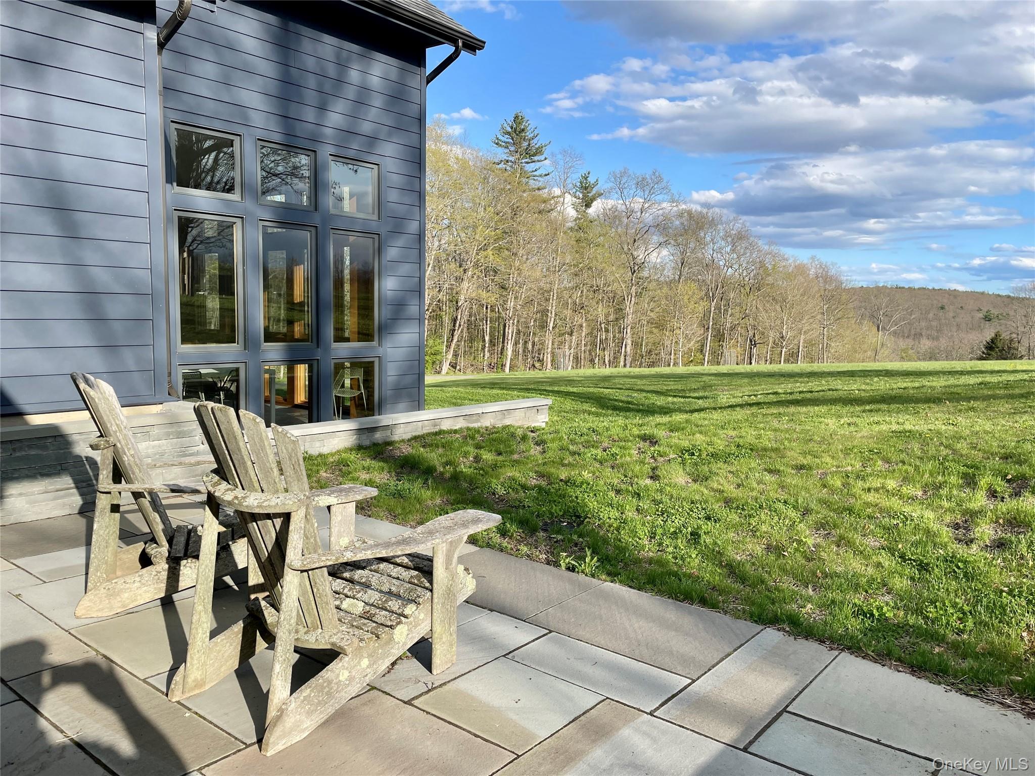 323 Haddock Hill Road Property Photo 13