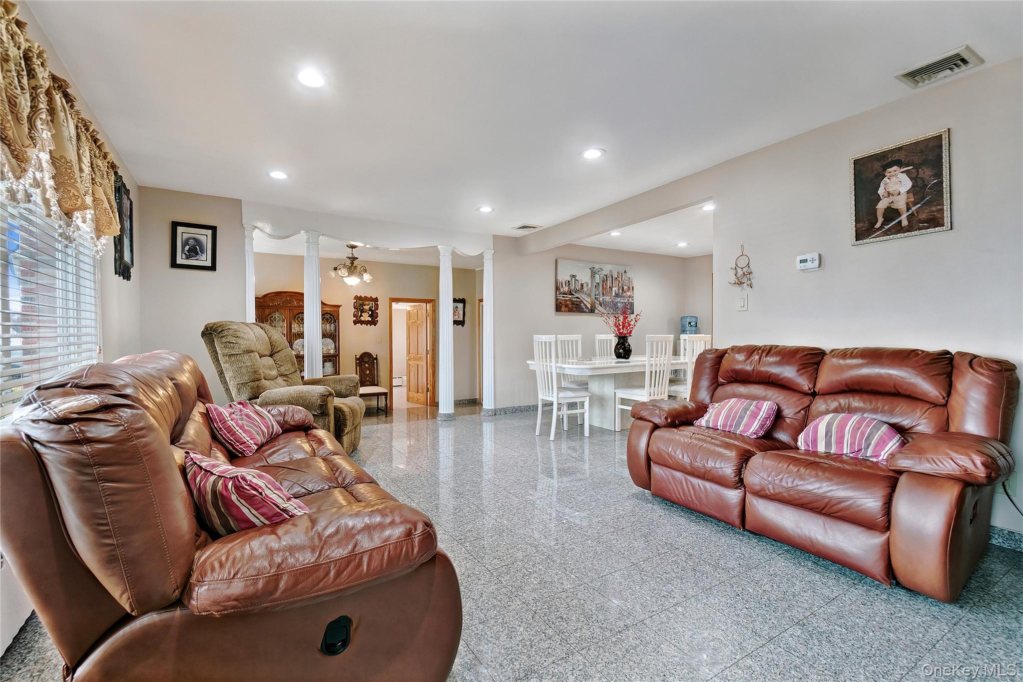 86-17 157th Avenue Property Photo 5