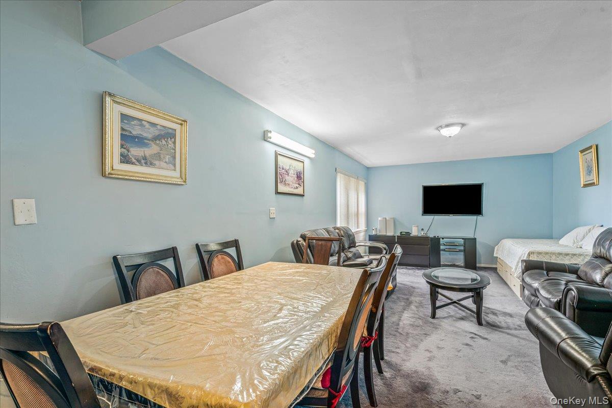 144-55 Melbourne Ave 2E Property Photo 1