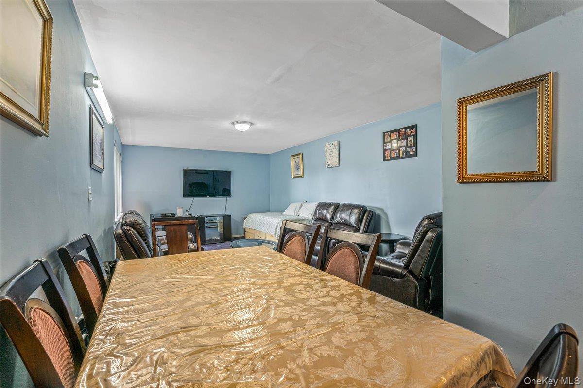 144-55 Melbourne Ave 2e Property Photo 3