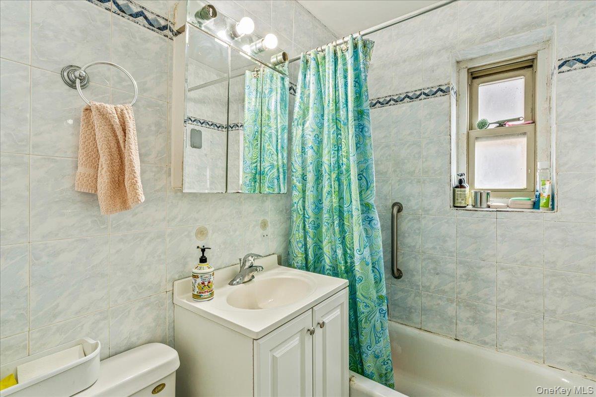 144-55 Melbourne Ave 2e Property Photo 11