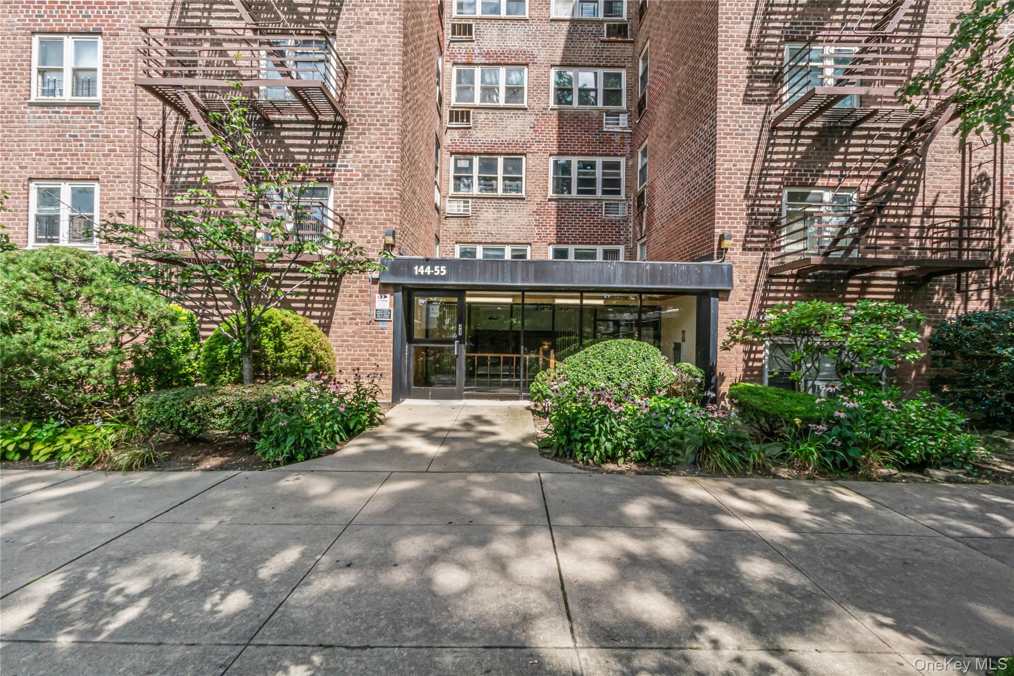 144-55 Melbourne Ave 2e Property Photo 16