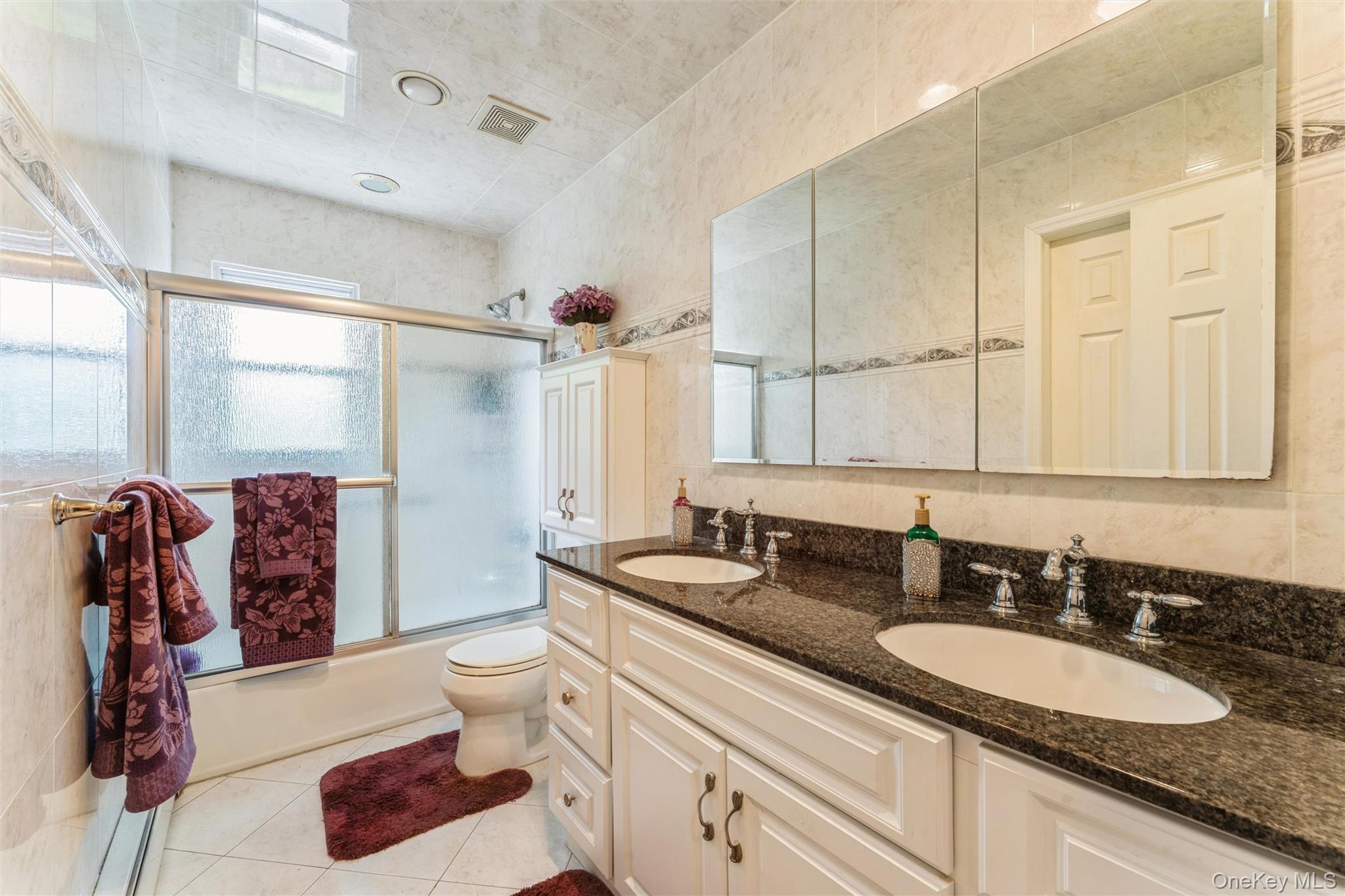 2 2nd Avenue Property Photo 9