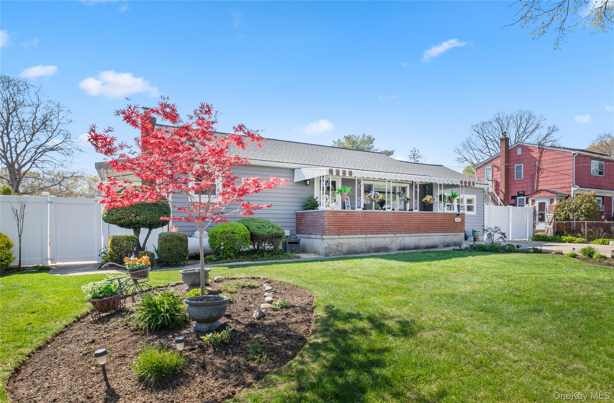 1080 Bay Shore Avenue Property Photo 1