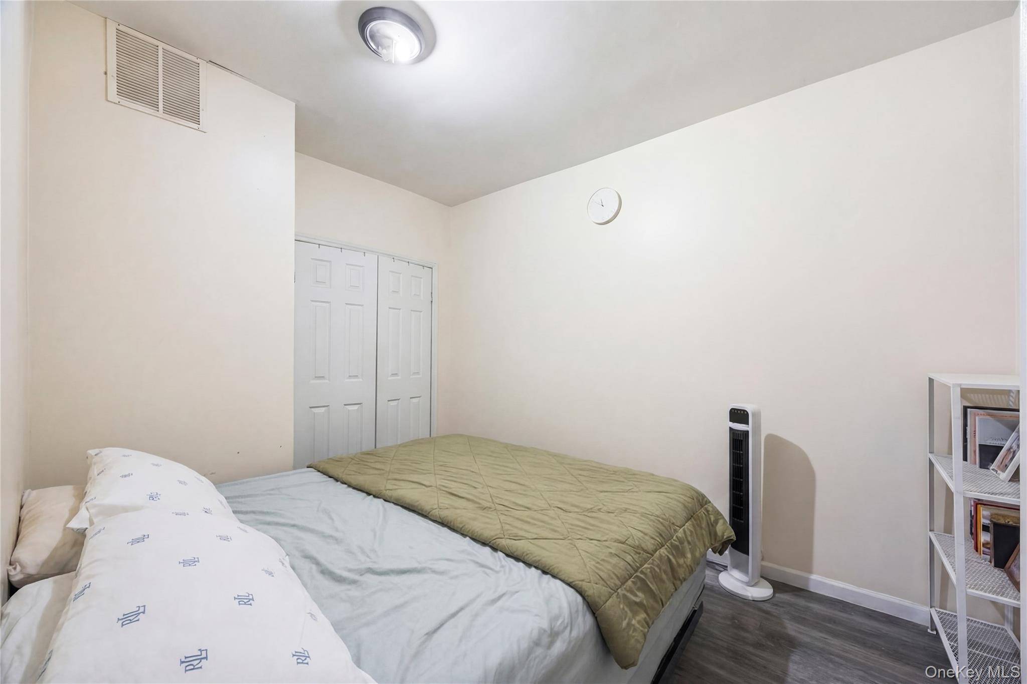2412 Grand Avenue Property Photo 15