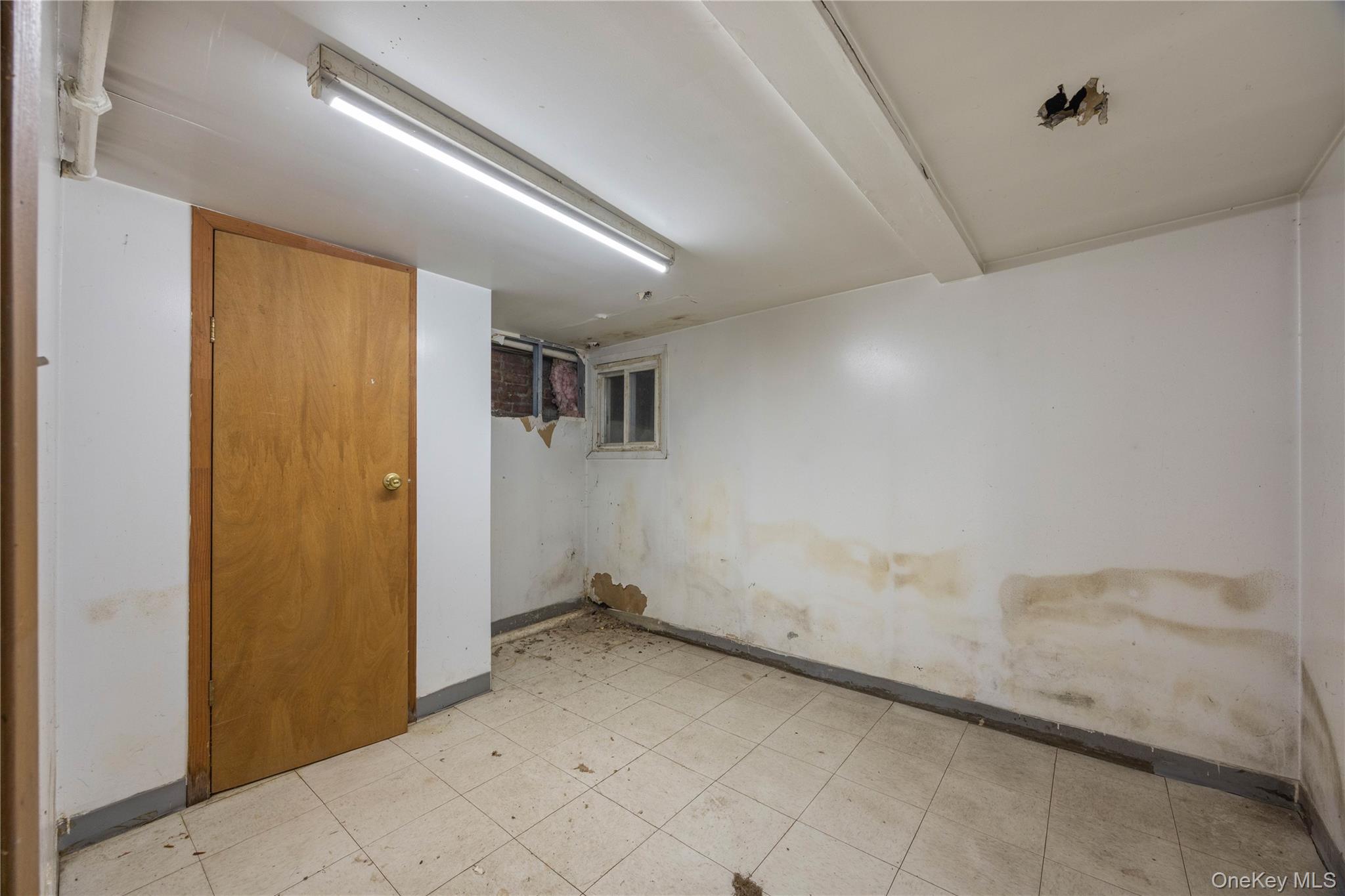 2412 Grand Avenue Property Photo 22