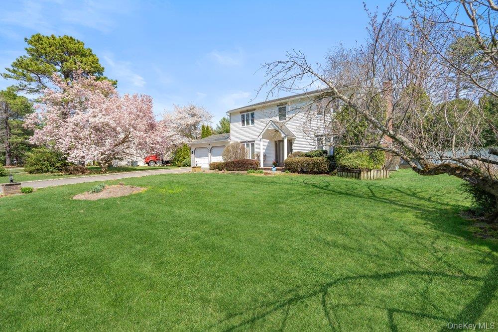 18 Lincoln Avenue Property Photo 2