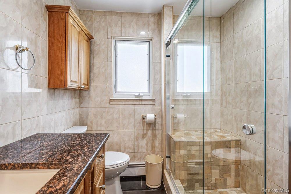 18 Lincoln Avenue Property Photo 23