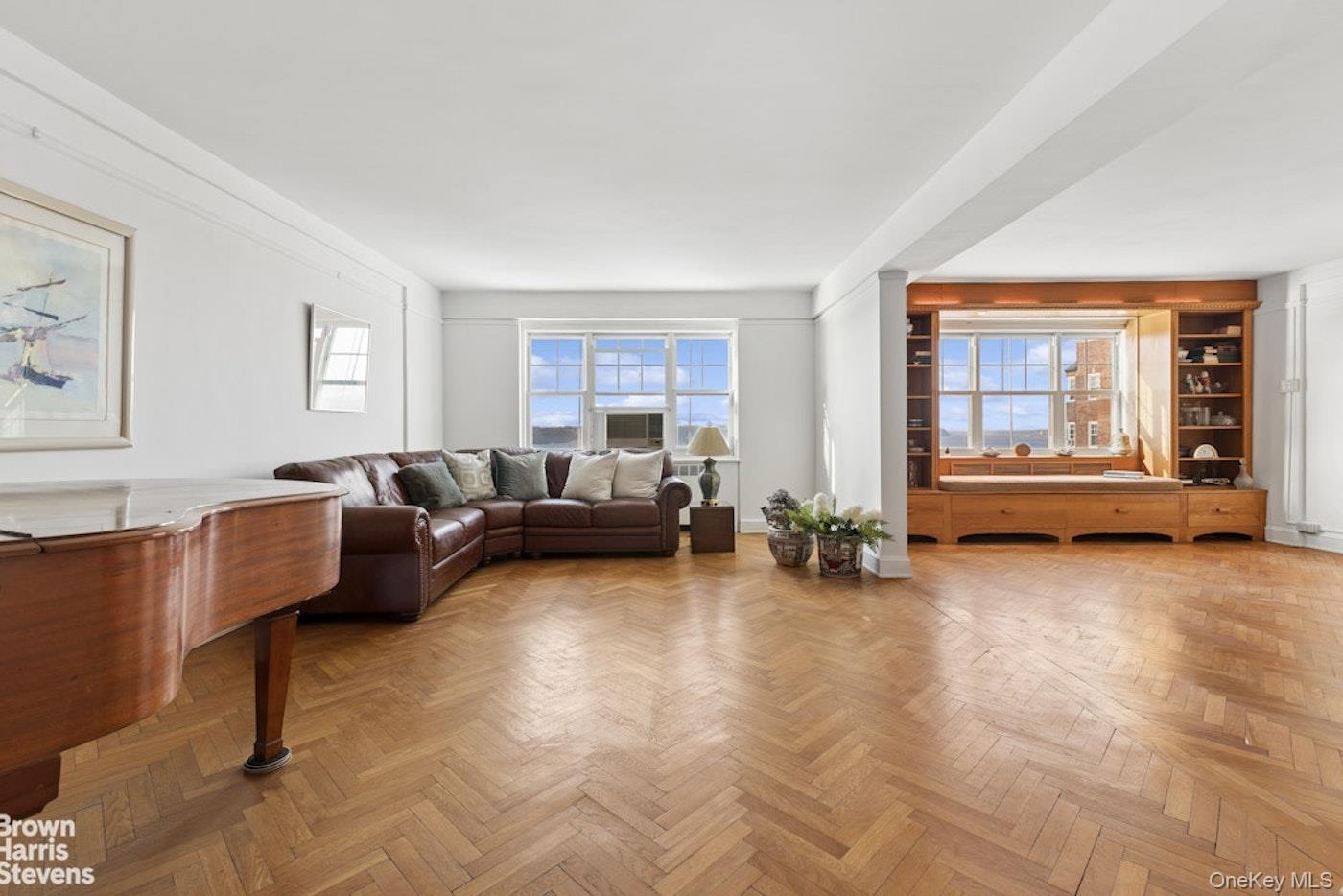 180 Cabrini Boulevard 118 Property Photo 6